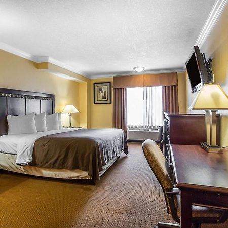 Quality Inn & Suites Bell Gardens-Los Angeles المظهر الخارجي الصورة