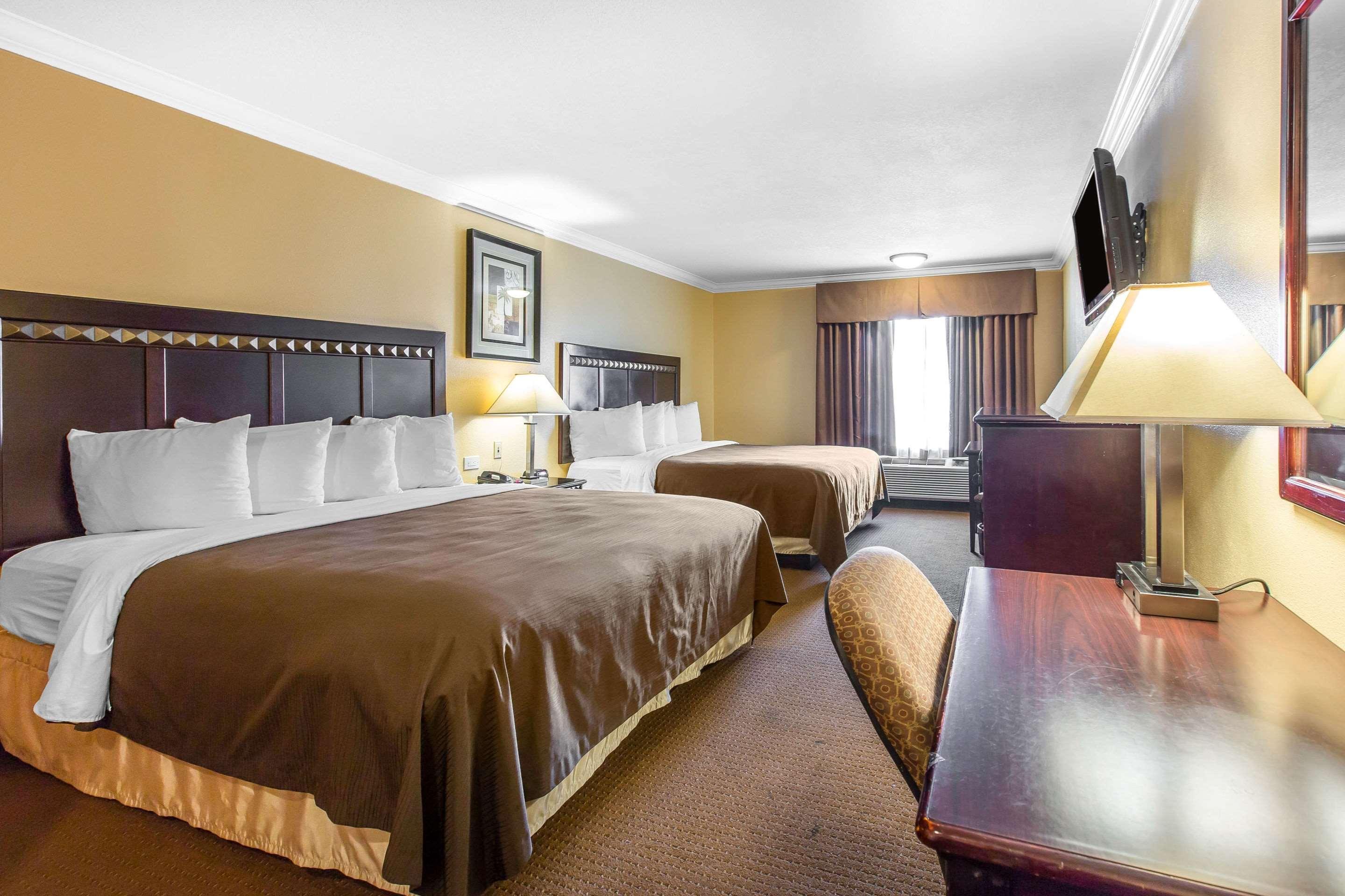 Quality Inn & Suites Bell Gardens-Los Angeles المظهر الخارجي الصورة