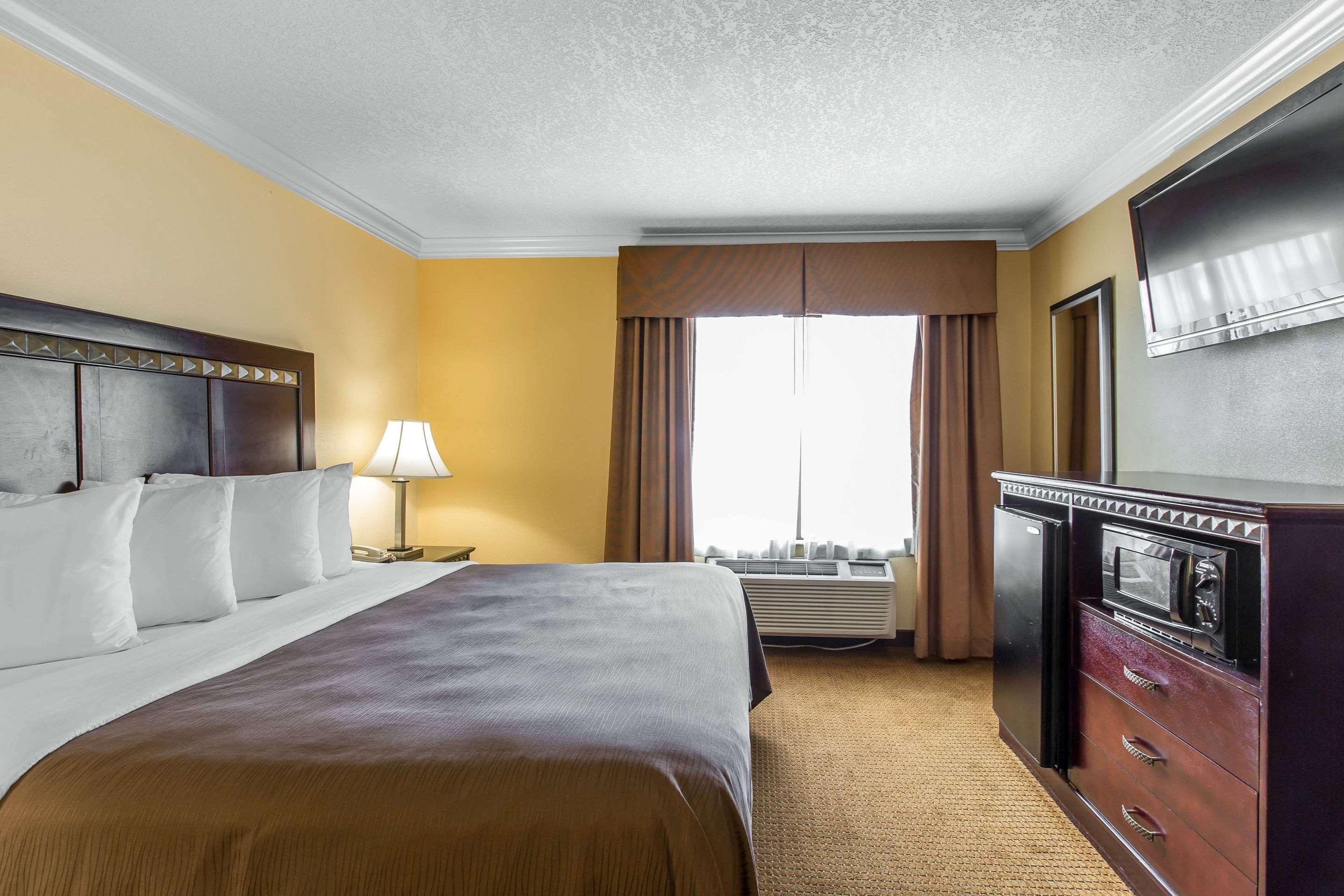 Quality Inn & Suites Bell Gardens-Los Angeles المظهر الخارجي الصورة