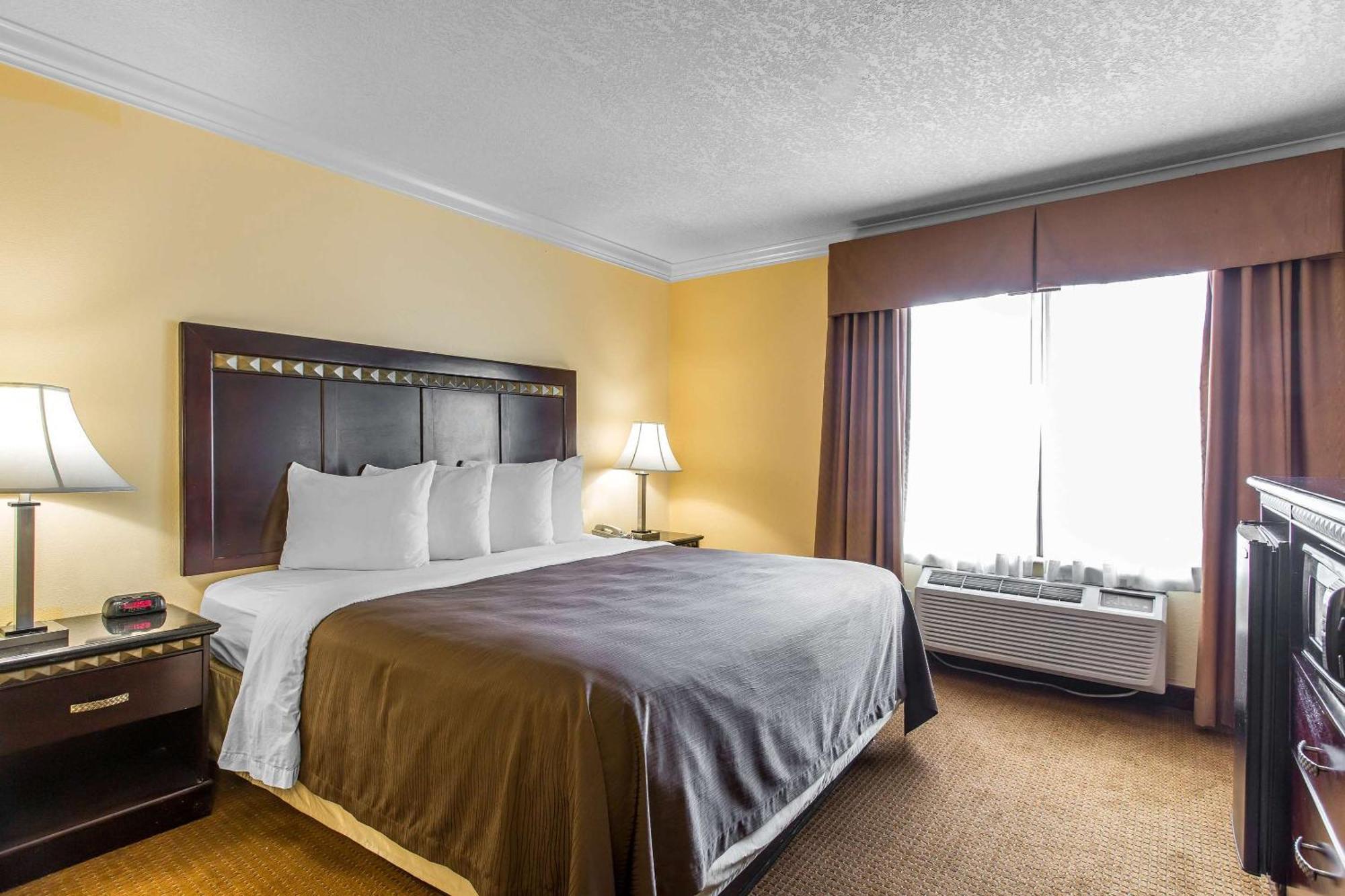 Quality Inn & Suites Bell Gardens-Los Angeles المظهر الخارجي الصورة