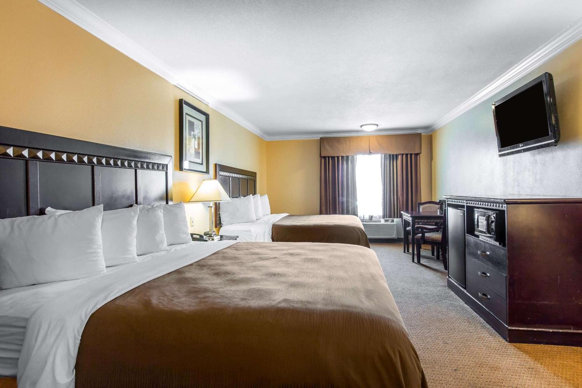 Quality Inn & Suites Bell Gardens-Los Angeles المظهر الخارجي الصورة