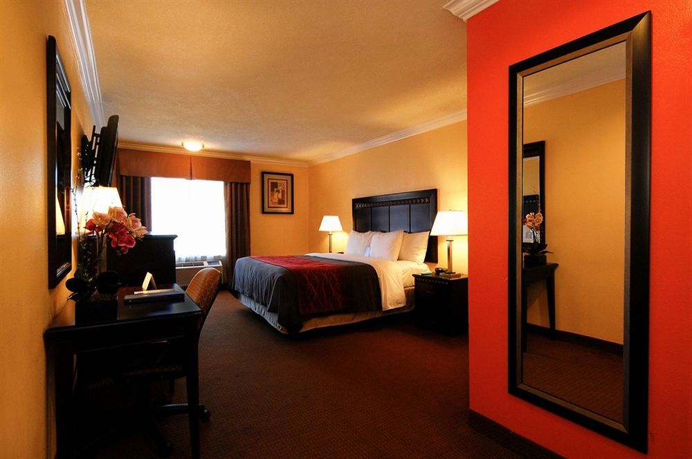 Quality Inn & Suites Bell Gardens-Los Angeles المظهر الخارجي الصورة